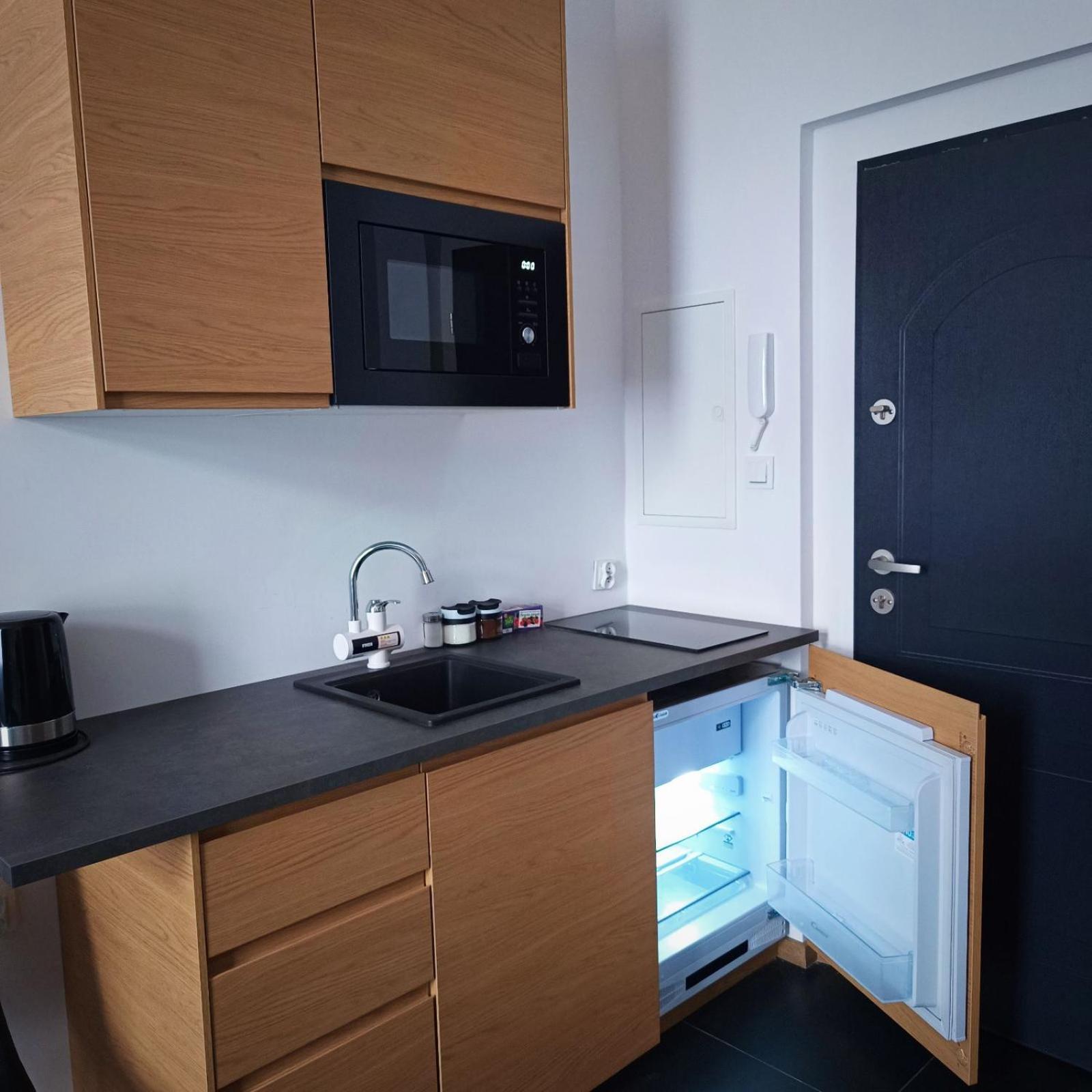 Mh Apartment Жешув Экстерьер фото